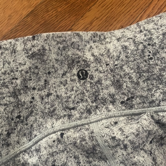 Lululemon leggings - Picture 2 of 3
